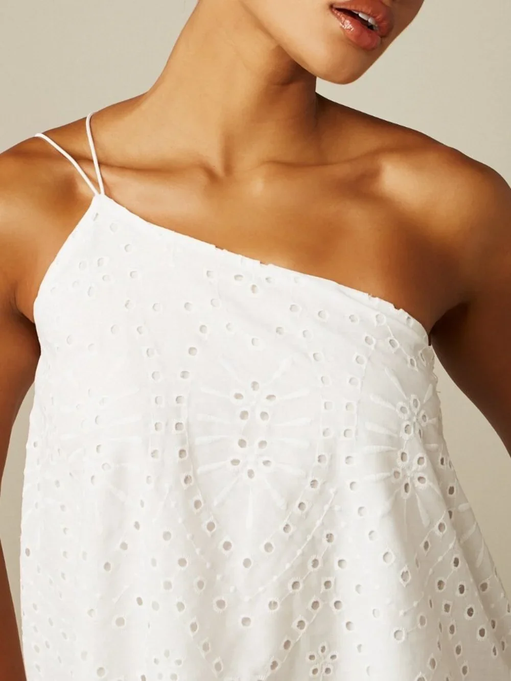 White Boho Women's One-Shoulder Mini Dress with Ruffle Hem and Scalloped Edge - Picture 4 of 5